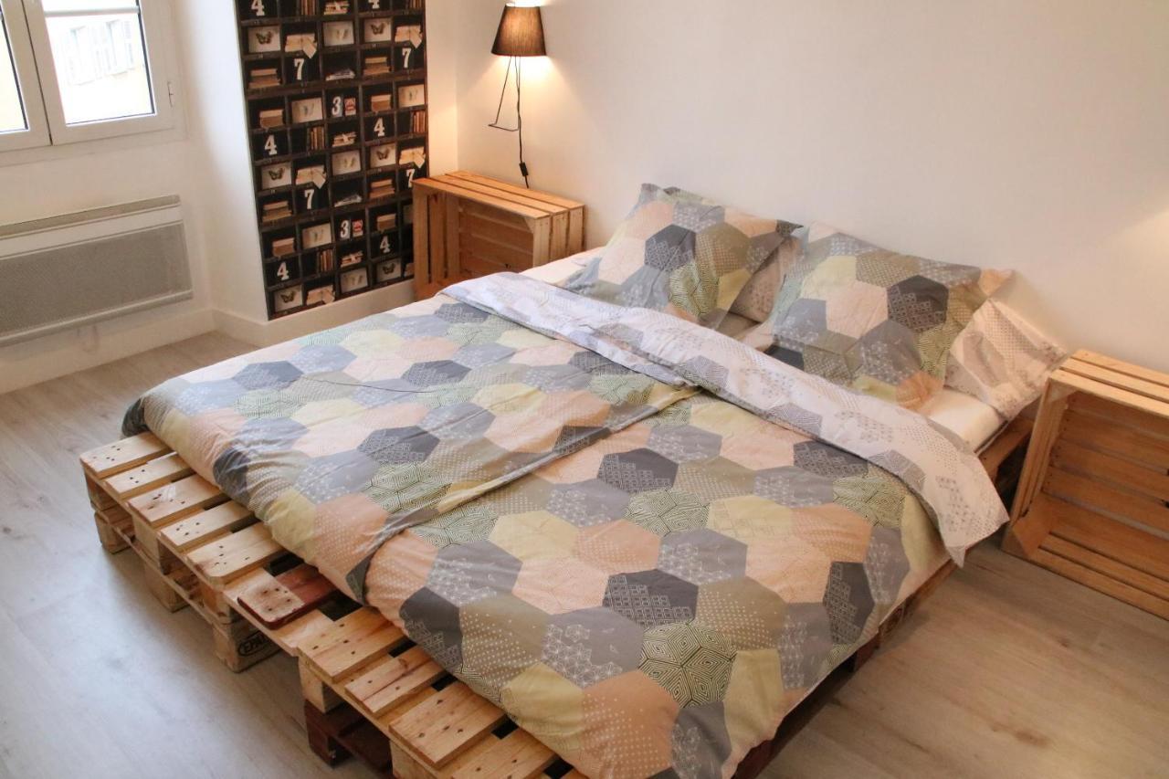 Bright Apartment Old Town Ницца Экстерьер фото