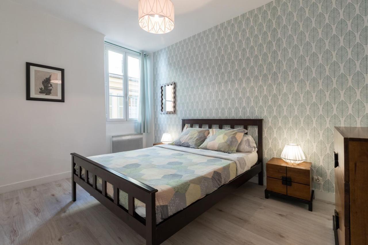 Bright Apartment Old Town Ницца Экстерьер фото