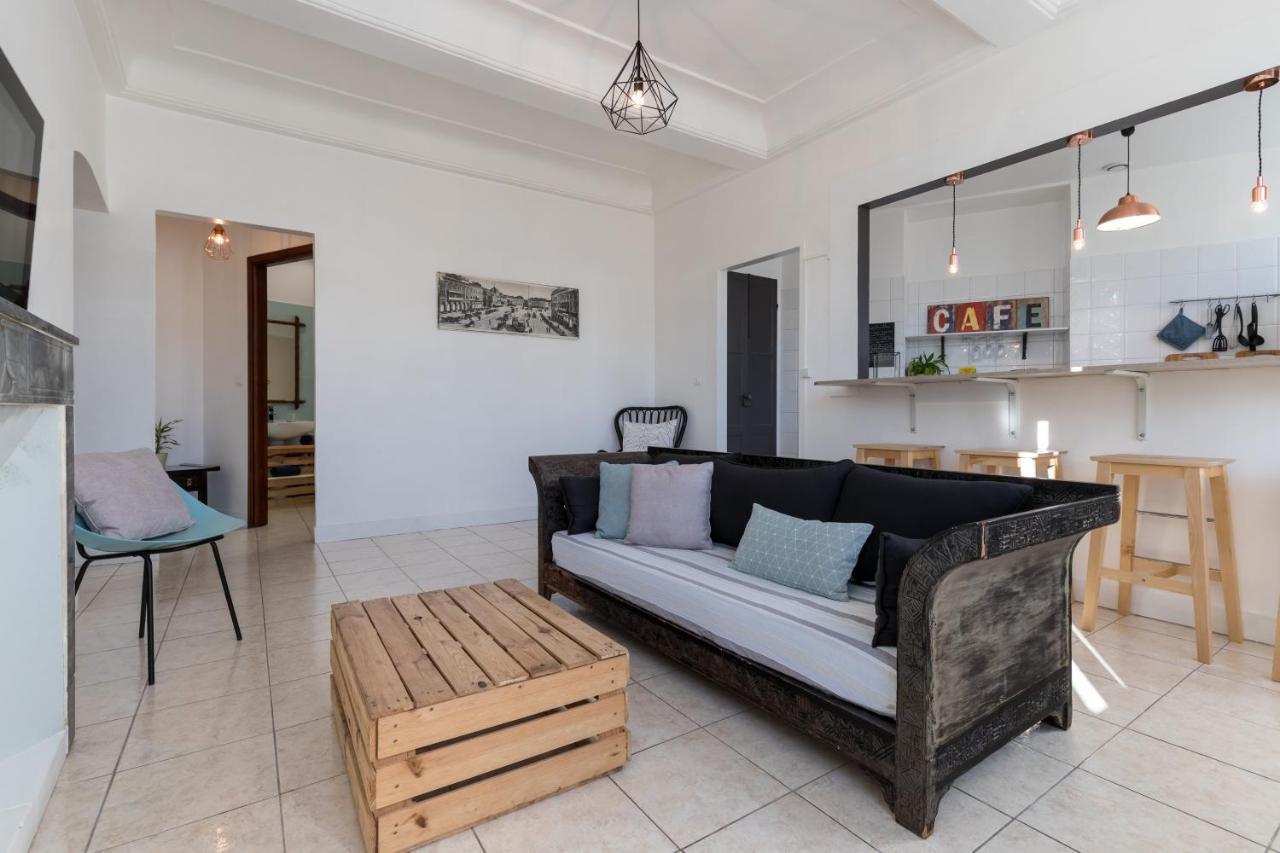 Bright Apartment Old Town Ницца Экстерьер фото